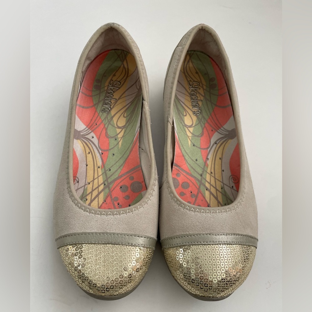 Skechers Gold and Cream Women's Flats